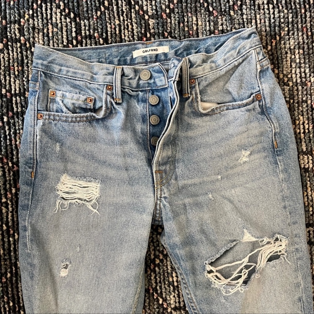 Distressed GRLFRND jeans